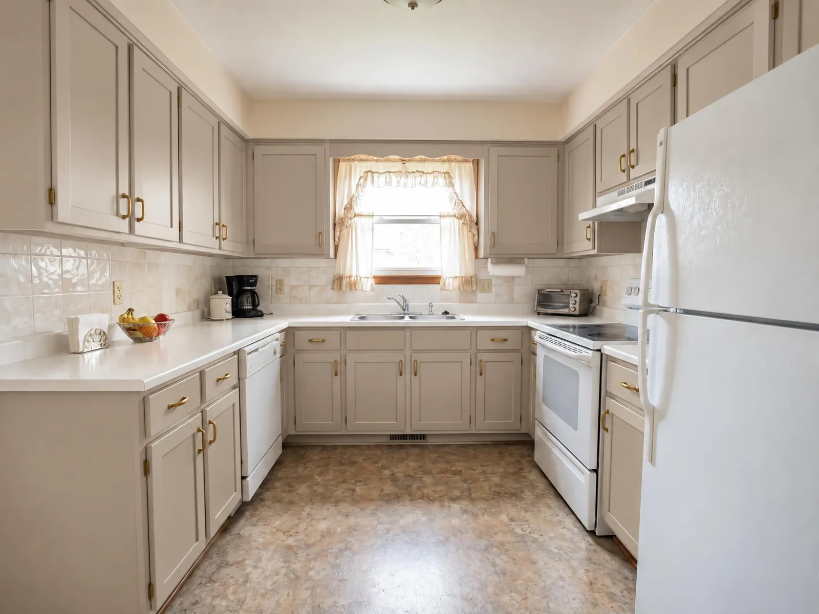 Shaker kitchen before and after: new finishes, same layout